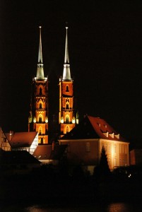 katedra nocą 